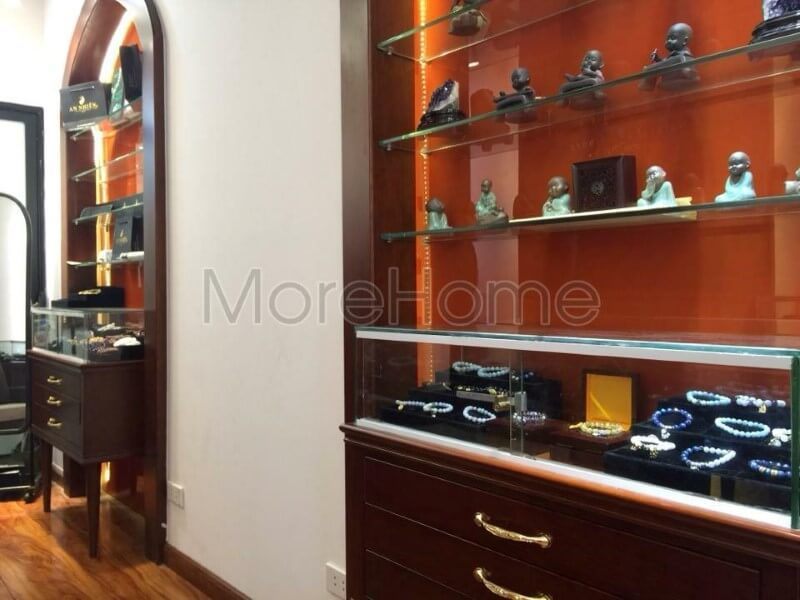 Thiết kế và thi công nội thất showroom đá phong thủy An Thiên đẹp với đồ nội thất gỗ tự nhiên cao cấp